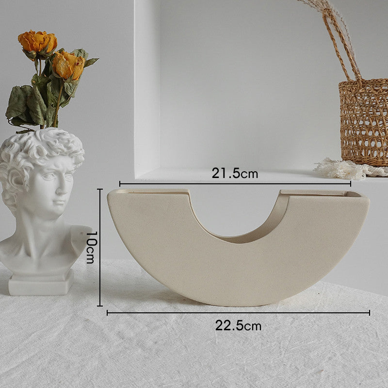 Simplicity Ceramic Vase – Nordic Elegance for Your Space